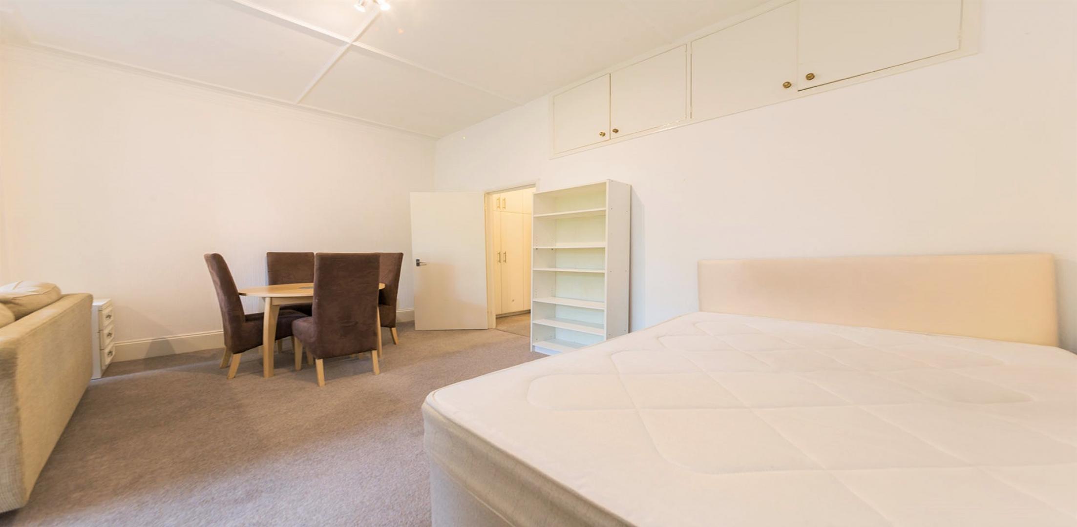 			Studio Apartment, 1 bath, 1 reception Studio			 Dartmouth Road, WILLESDEN GREEN/BRONDESBURY